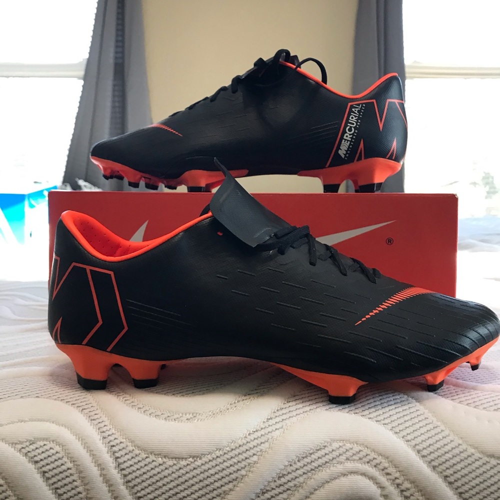 NIKE MERCURIAL VAPOR XII Pro FG ACC Soccer Cleats
